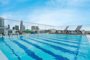 Отель Hotel Amber Sukhumvit 85  Бангкок